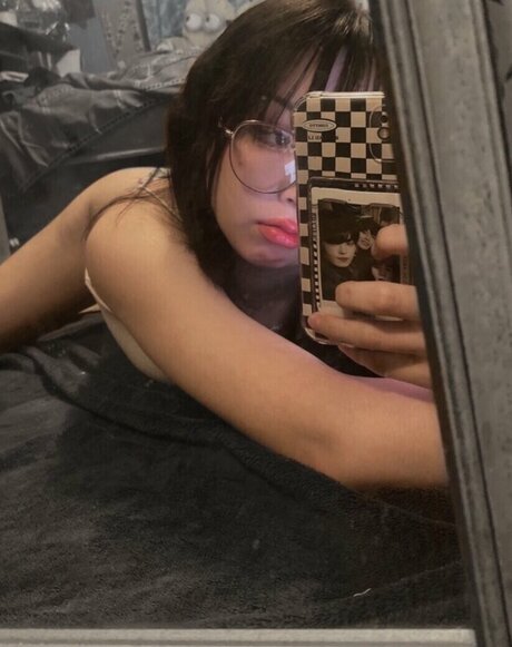 Foto di nudo di fuga di OnlyFans di Cyaannn