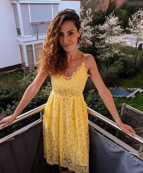 Foto di nudo di fuga di OnlyFans di Nadine Menz