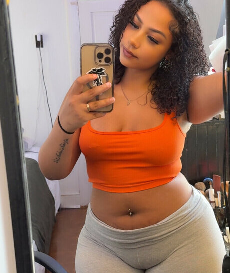Foto di nudo di fuga di OnlyFans di Thick Baddie Forevaalaii