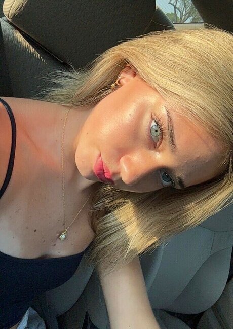Foto di nudo di fuga di OnlyFans di Katelynbreann