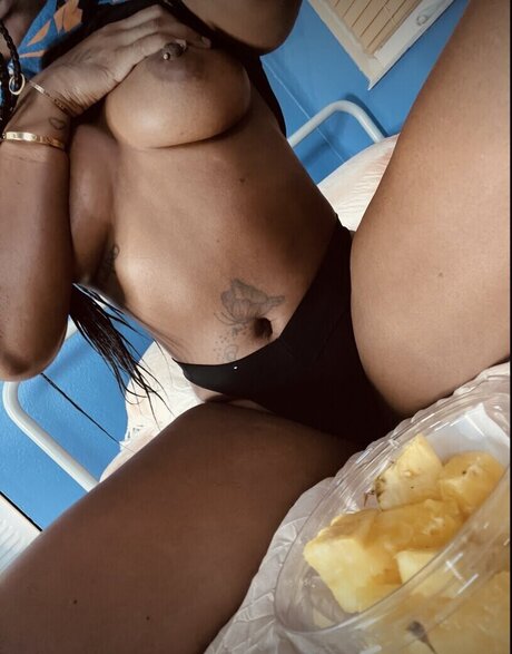 Foto di nudo di fuga di OnlyFans di Sprdlove Kayla