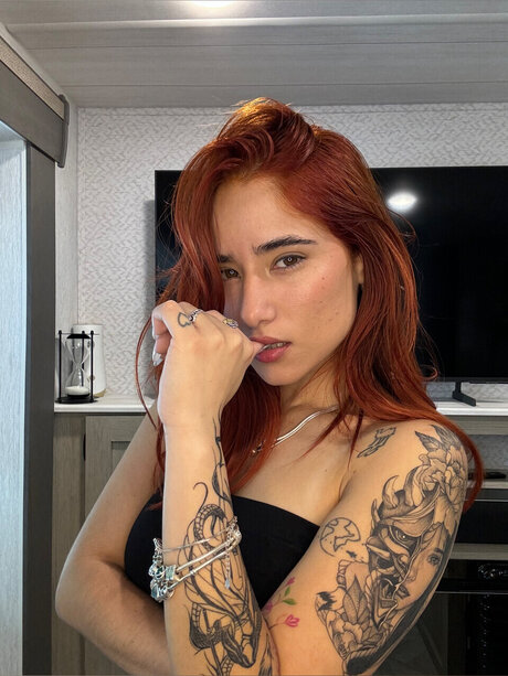 Foto di nudo di fuga di OnlyFans di Cosipanda51
