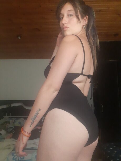 Foto di nudo di fuga di OnlyFans di Yeniffer Santamaria