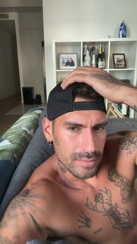 Foto di nudo di fuga di OnlyFans di Juancar