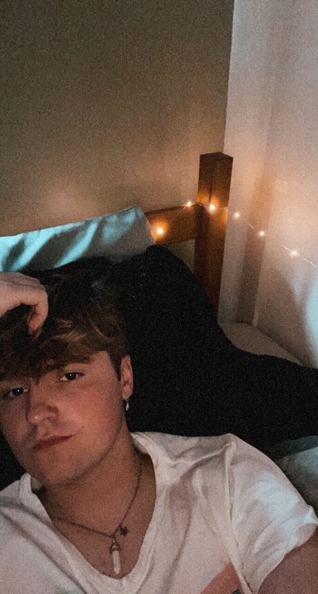 Foto di nudo di fuga di OnlyFans di Wyatt