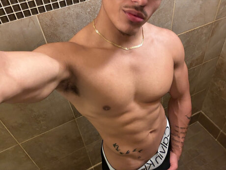 Foto di nudo di fuga di OnlyFans di Rico