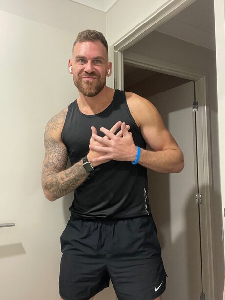 Foto di nudo di fuga di OnlyFans di Furry Aussie