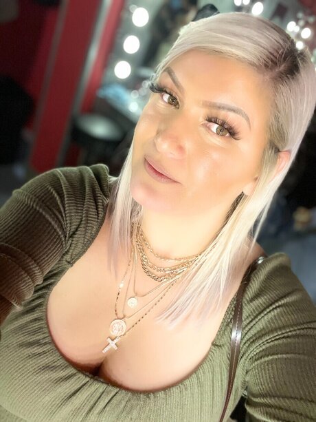 Foto di nudo di fuga di OnlyFans di Dulce