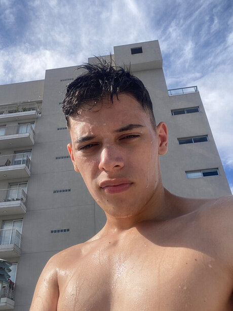 Foto di nudo di fuga di OnlyFans di Uriii 