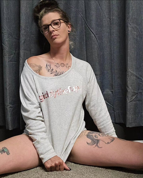 Foto di nudo di fuga di OnlyFans di Oddywithabody