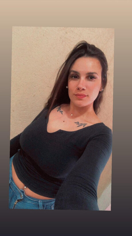 Foto di nudo di fuga di OnlyFans di Katty Baby 