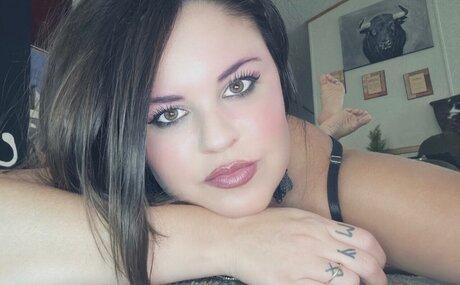 Foto di nudo di fuga di OnlyFans di Kara