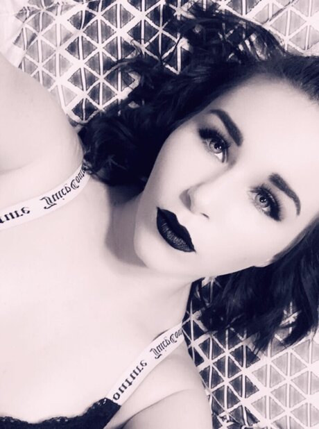 Foto di nudo di fuga di OnlyFans di Itsjessbabii