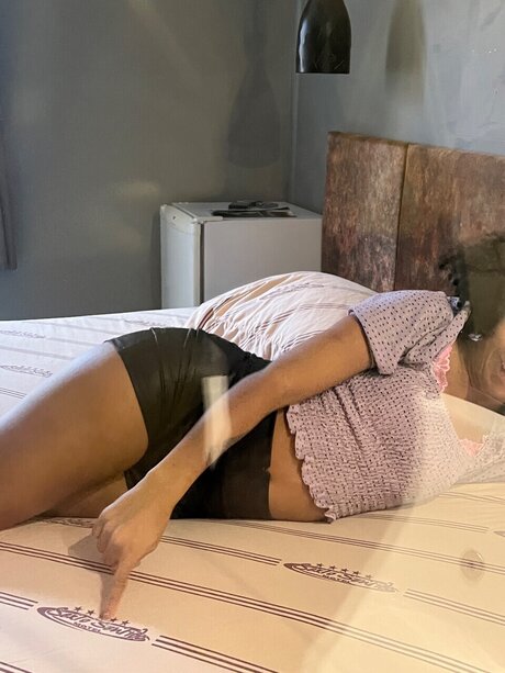 Foto di nudo di fuga di OnlyFans di Agatha30onlyfans