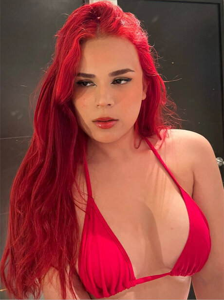 Foto di nudo di fuga di OnlyFans di Daniela Okelani