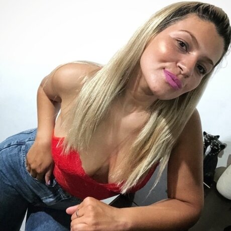 Foto di nudo di fuga di OnlyFans di Allison Free 