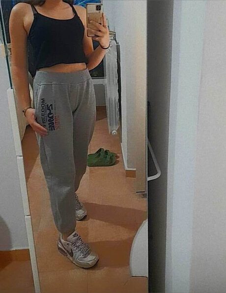 Foto di nudo di fuga di OnlyFans di Alixx Hub