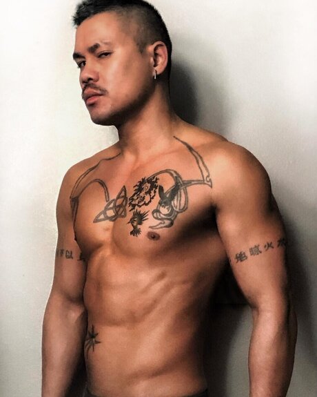 Foto di nudo di fuga di OnlyFans di Dsarts