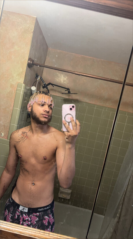 Foto di nudo di fuga di OnlyFans di Nathan