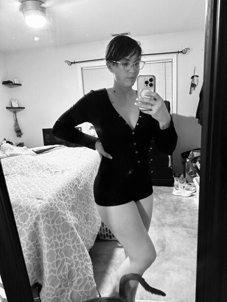 Foto di nudo di fuga di OnlyFans di His Hotwife28