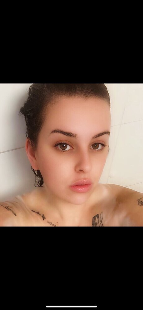 Foto di nudo di fuga di OnlyFans di Goddessceecee 