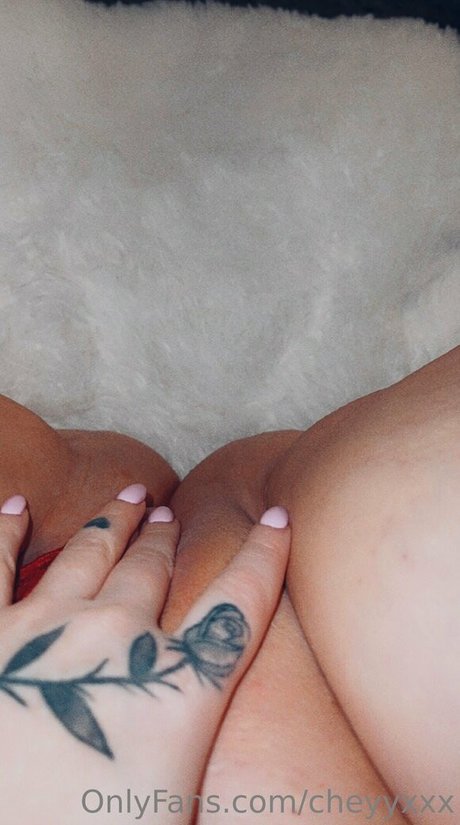 Foto di nudo di fuga di OnlyFans di Cheyyxxx