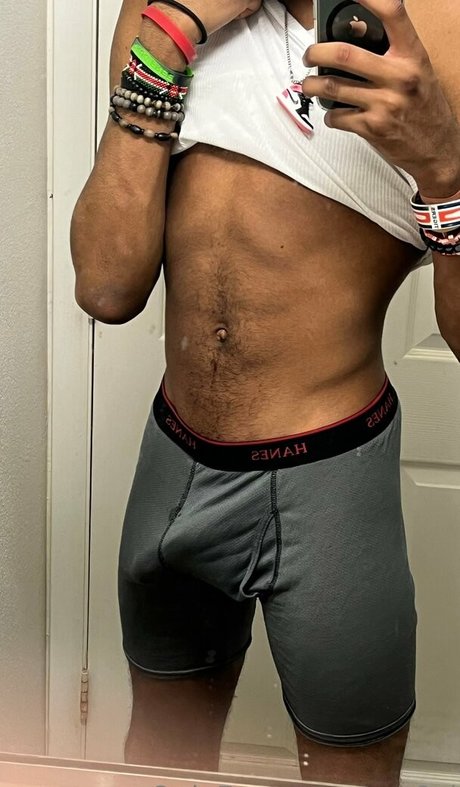 Foto di nudo di fuga di OnlyFans di Am6ni