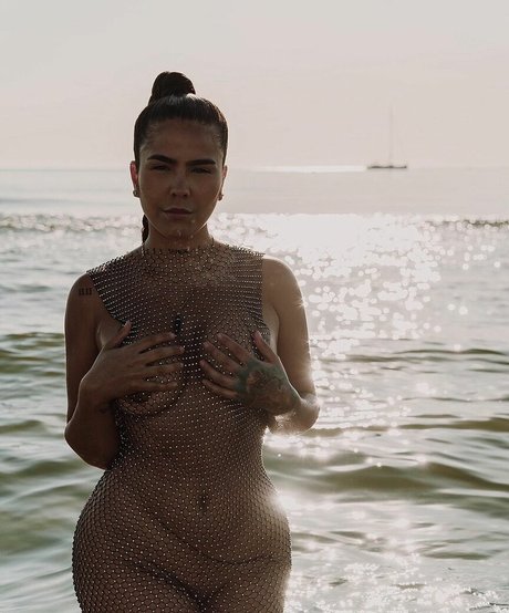 Foto di nudo di fuga di OnlyFans di Aurobel Contreras