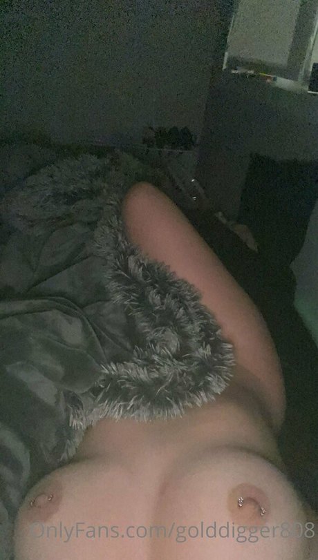 Foto di nudo di fuga di OnlyFans di Golddigger808