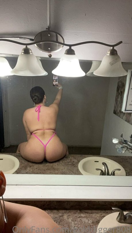 Foto di nudo di fuga di OnlyFans di Golddigger808