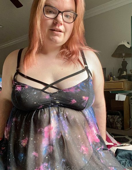 Foto di nudo di fuga di OnlyFans di Staceysabotage