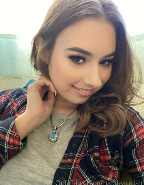 Nicoleauclair
