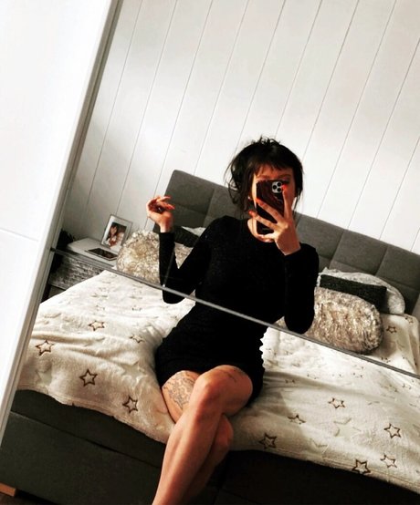 Foto di nudo di fuga di OnlyFans di Gelliii93