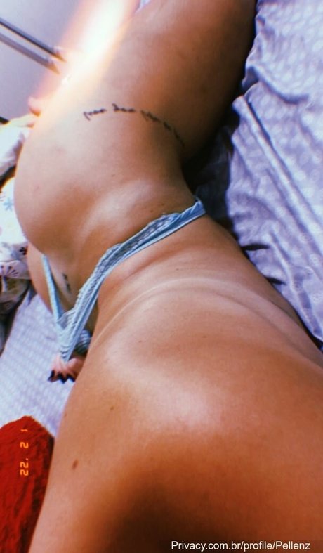 Foto di nudo di fuga di OnlyFans di Pellenz