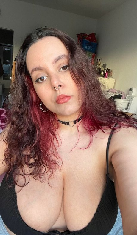 Foto di nudo di fuga di OnlyFans di Peachyara