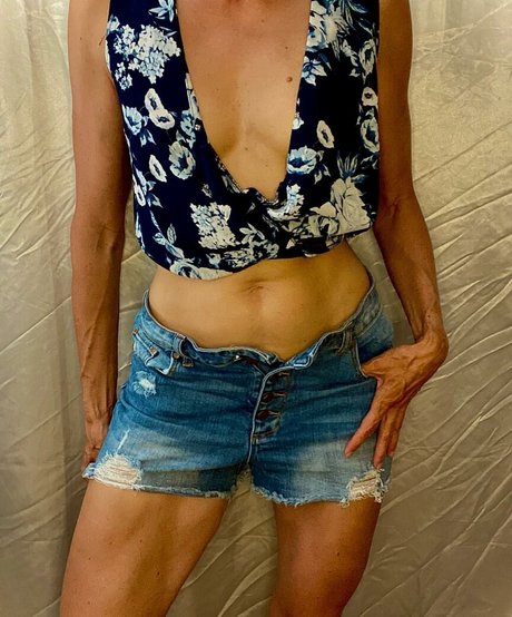Foto di nudo di fuga di OnlyFans di Aska69