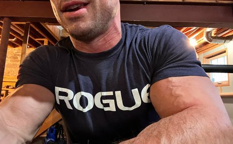 Foto di nudo di fuga di OnlyFans di Hard8inxhes