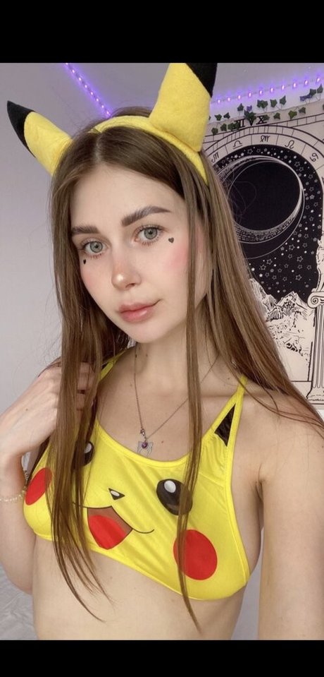 Foto di nudo di fuga di OnlyFans di Succubusnastya