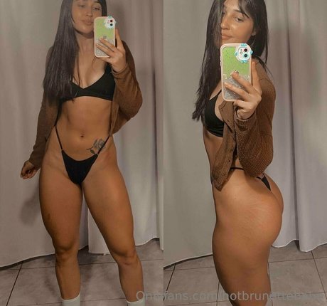 Foto di nudo di fuga di OnlyFans di Hotbrunettebabe