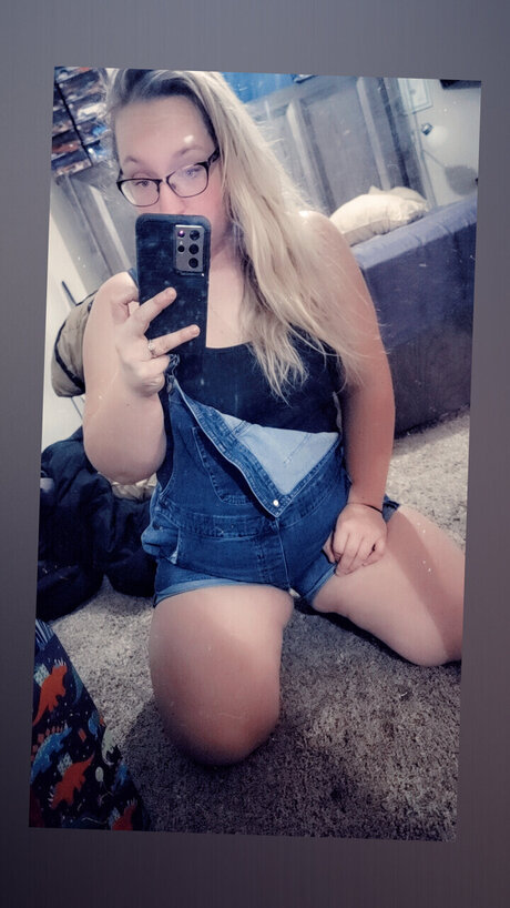 Foto di nudo di fuga di OnlyFans di Makayla