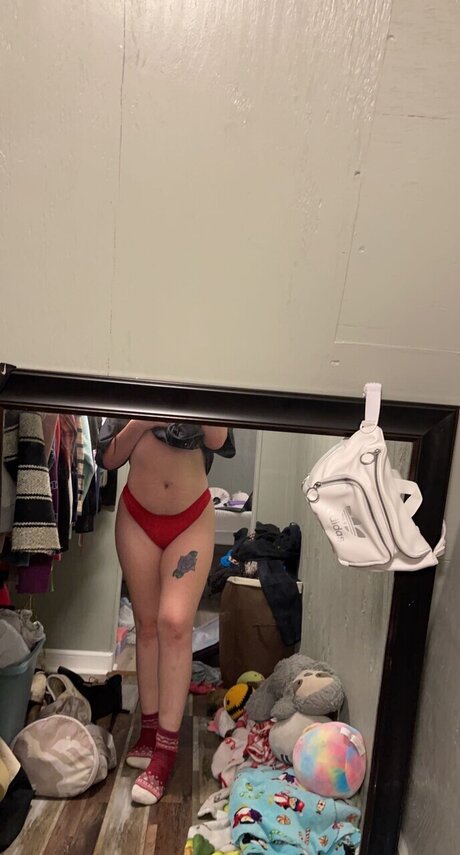Foto di nudo di fuga di OnlyFans di Claire