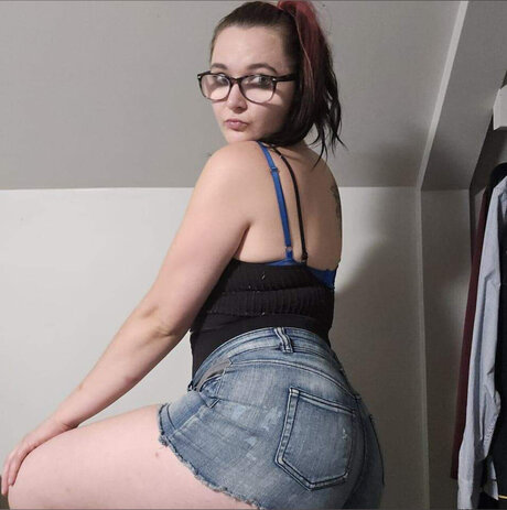 Foto di nudo di fuga di OnlyFans di Mrs Kracht