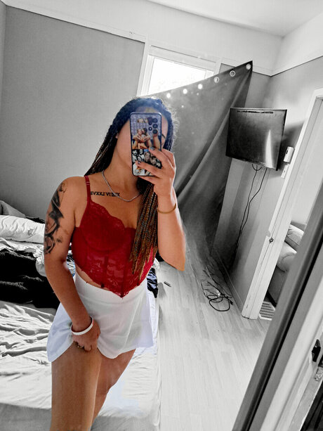 Foto di nudo di fuga di OnlyFans di Lodie