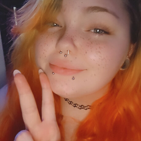 Foto di nudo di fuga di OnlyFans di Maeves Babes Promo