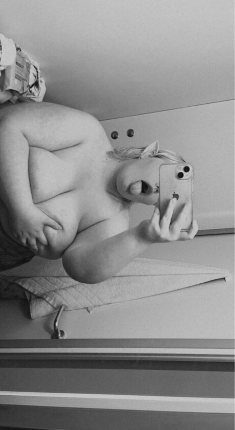 Foto di nudo di fuga di OnlyFans di Jinx