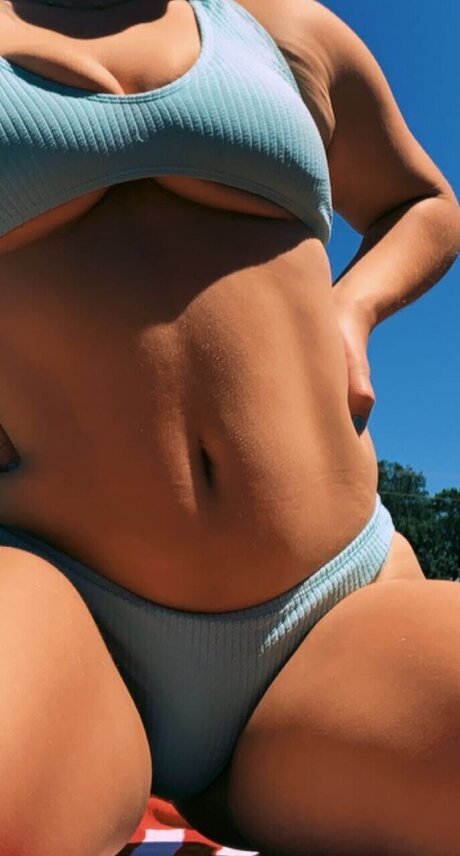 Foto di nudo di fuga di OnlyFans di Aria