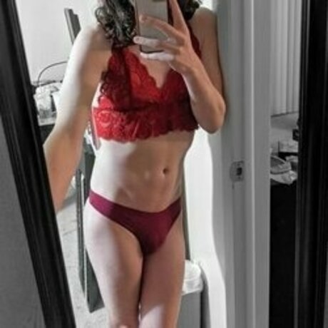 Foto di nudo di fuga di OnlyFans di Yvonne Georgia