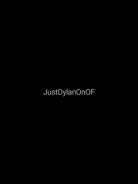 Foto di nudo di fuga di OnlyFans di Just Dylan On Onlyfans