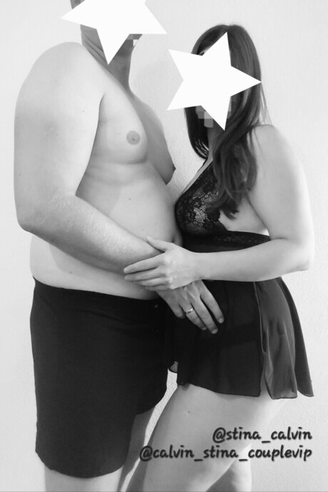 Foto di nudo di fuga di OnlyFans di  Calvin Ampamp Stina  Swiss Couple