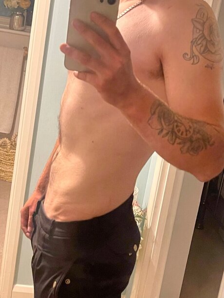 Foto di nudo di fuga di OnlyFans di Jake Case